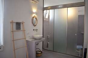 Andriani's Guest House