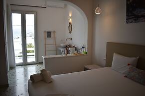 Andriani's Guest House