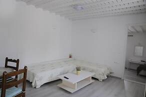 Andriani's Guest House