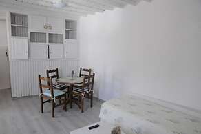 Andriani's Guest House