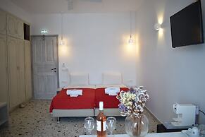 Andriani's Guest House