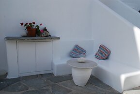 Andriani's Guest House