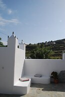 Andriani's Guest House