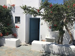 Andriani's Guest House