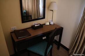 Days Hotel Iloilo