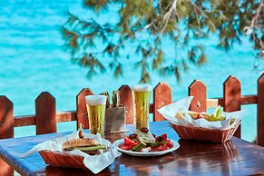 Grecian Park Hotel