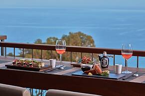 Grecian Park Hotel