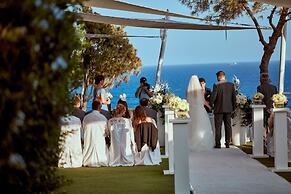 Grecian Park Hotel