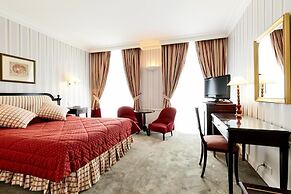 Golden Tulip Washington Opéra