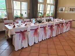 Hotel Alttolkewitzer Hof Dresden