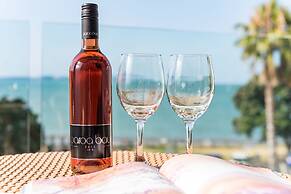 Paihia Beach Resort & Spa Hotel