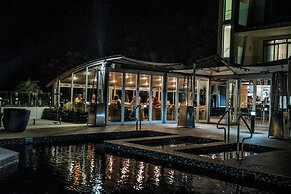 Paihia Beach Resort & Spa Hotel