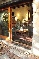 Misty Hills Country Hotel