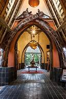 Misty Hills Country Hotel