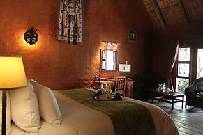 Misty Hills Country Hotel