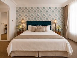 Ashburn Hotel