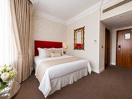 Ashburn Hotel