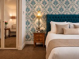 Ashburn Hotel