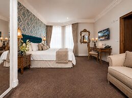 Ashburn Hotel