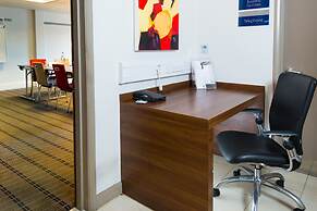 Holiday Inn Express Birmingham - Oldbury by IHG