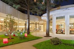 Crowne Plaza Bucharest by IHG