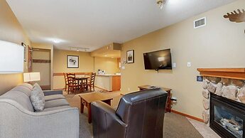 Whistler Cascade Lodge