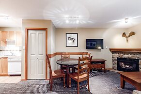 Whistler Cascade Lodge