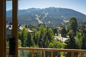 Whistler Cascade Lodge