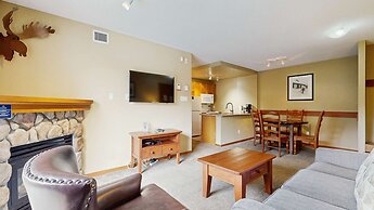 Whistler Cascade Lodge