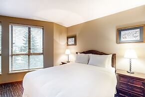 Whistler Cascade Lodge