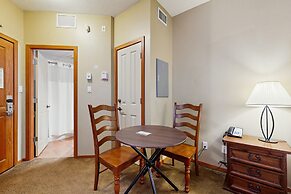 Whistler Cascade Lodge