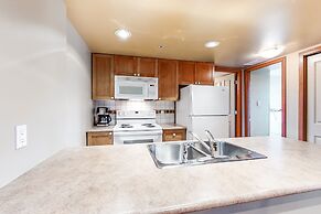 Whistler Cascade Lodge