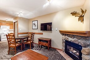 Whistler Cascade Lodge