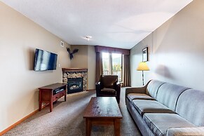 Whistler Cascade Lodge