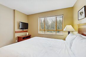 Whistler Cascade Lodge