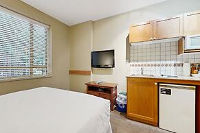 Whistler Cascade Lodge