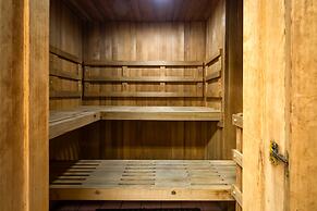 Whistler Cascade Lodge