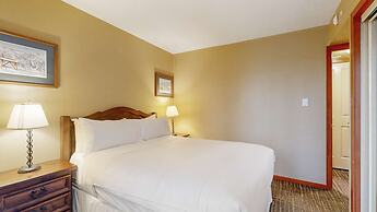Whistler Cascade Lodge