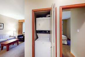 Whistler Cascade Lodge