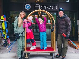 Aava Whistler Hotel