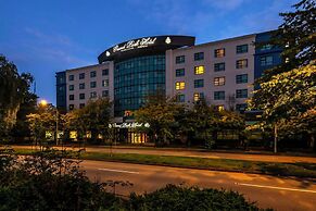 Grand Park Hotel Vancouver Airport, Ascend Hotel Collection