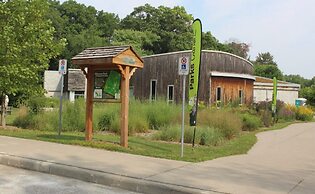 Travelodge by Wyndham Windsor