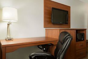 Travelodge by Wyndham Windsor