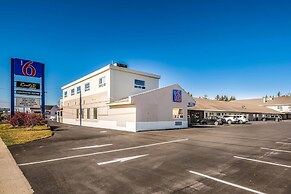Motel 6 Moncton, NB