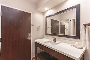 La Quinta Inn & Suites by Wyndham Knoxville North I-75