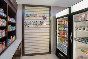 La Quinta Inn & Suites by Wyndham Knoxville North I-75