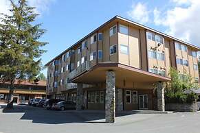 Frontier Suites Hotel in Juneau