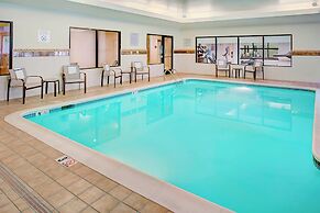 Courtyard by Marriott Richmond Airport