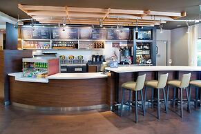 Courtyard by Marriott Richmond Airport