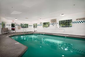 Country Inn & Suites by Radisson, Portland International Airport, OR